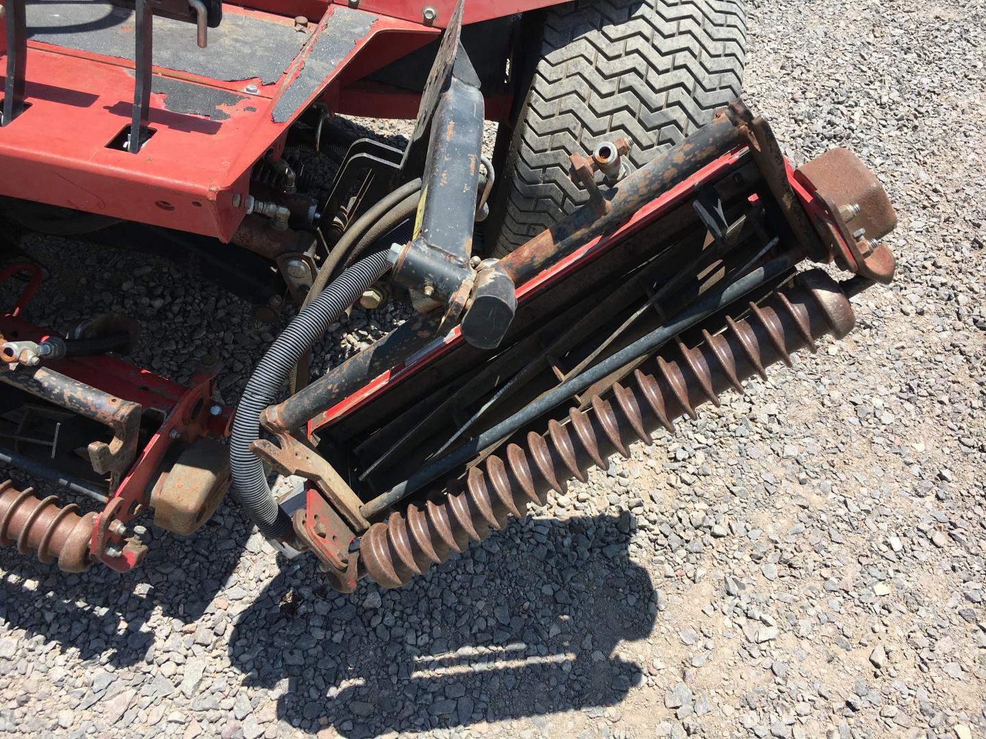 ./imagenes/INVOICE/2019/16792/CORTADORA DE ZACATE REELMASTER 5400D (14).JPG